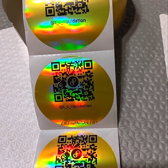 QR stickers 100 customized to your closet! - Picture 3 of 3